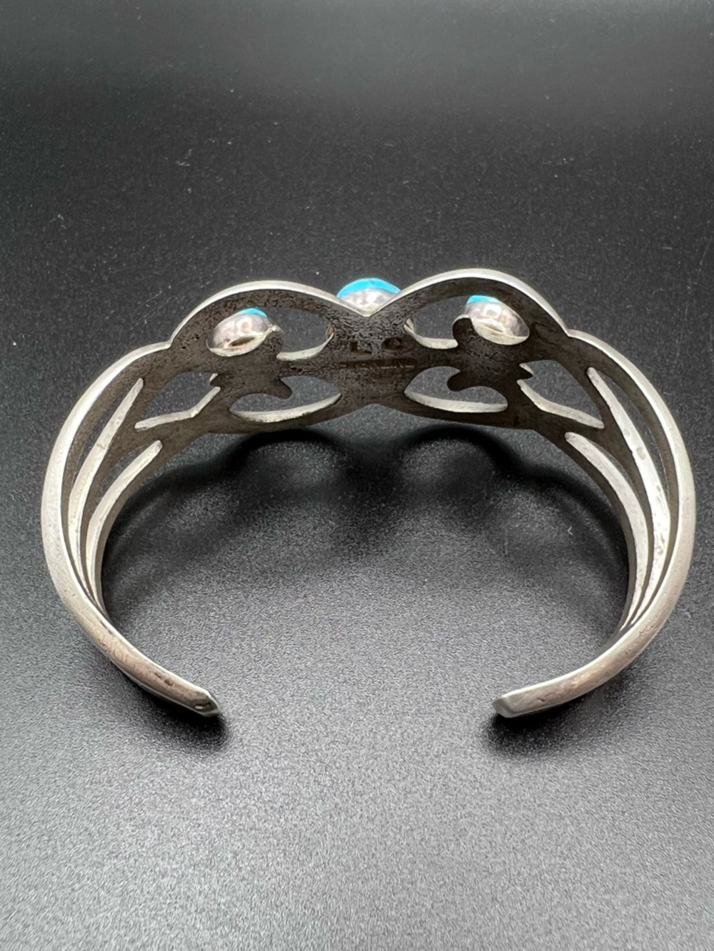 Native American Sandcast Turquoise Cuff - Picture 4 of 7